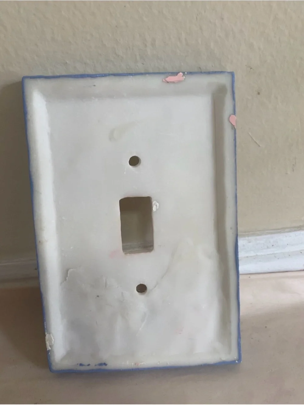 Light Switch Plate Cover 3D Handpainted Resin Cat Kitty Playful With Yarn Cottag